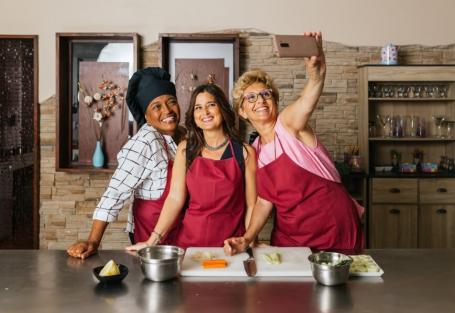13 técnicas de cozinha profissional para usar em casa + dicas